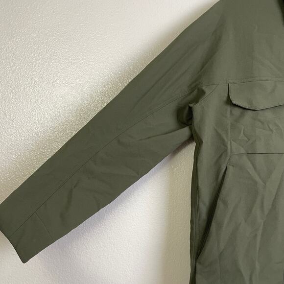 Lululemon Cargo Pocket Shirt Mens XS Green Snap Long Sleeve Utility Stretch NWT - Picture 5 of 10